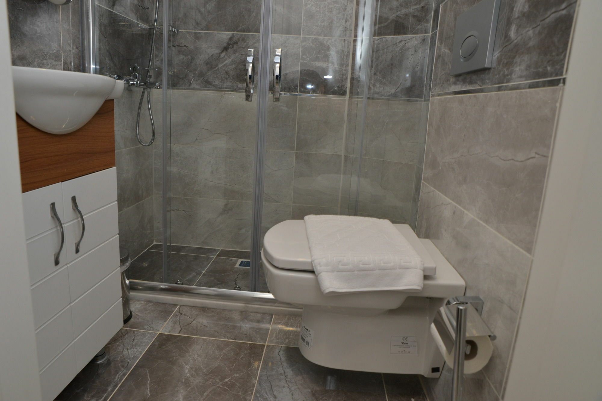 Otel Deep 3*
